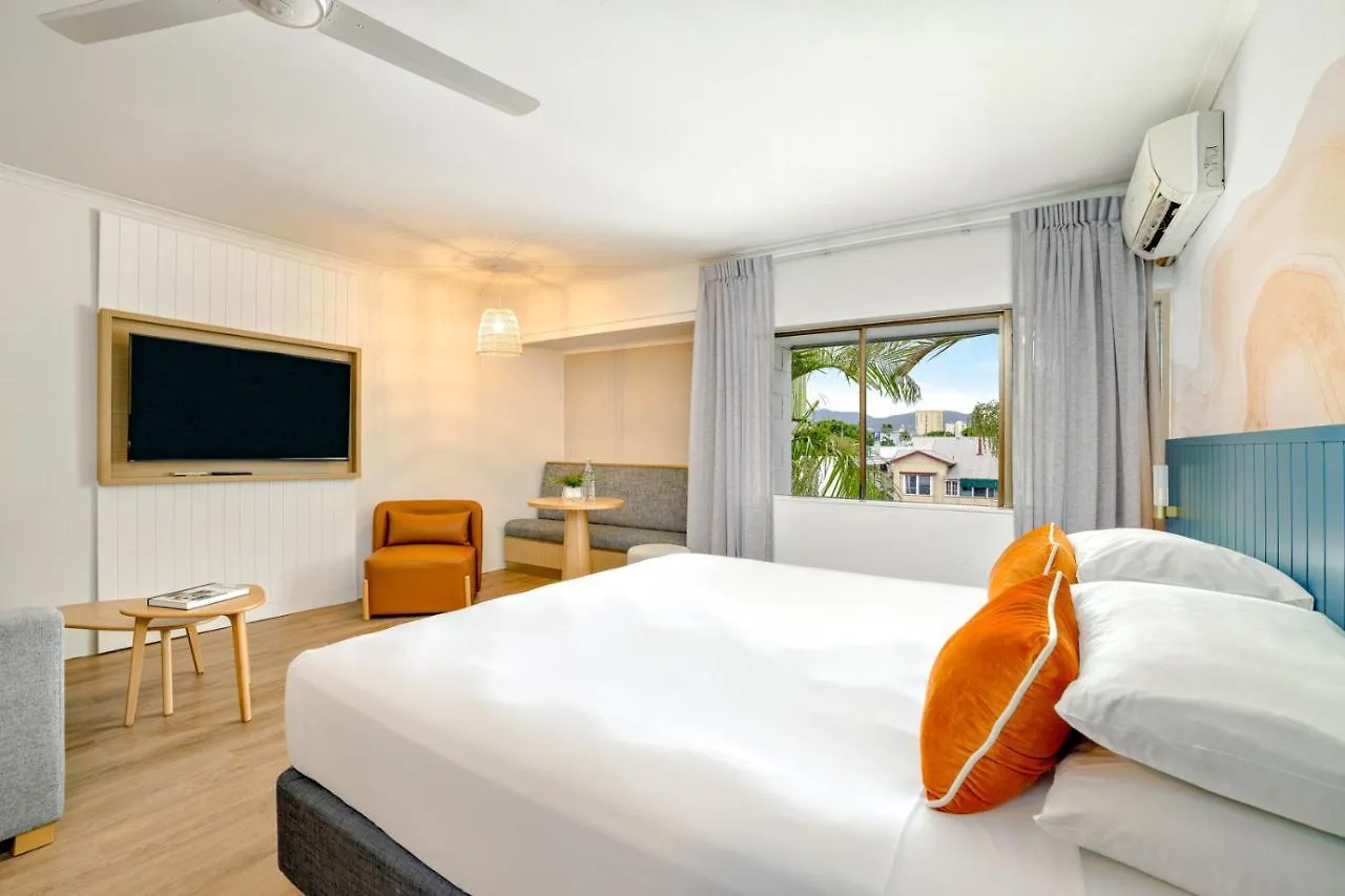 Hotel Mercure Cairns 4*,  Australia