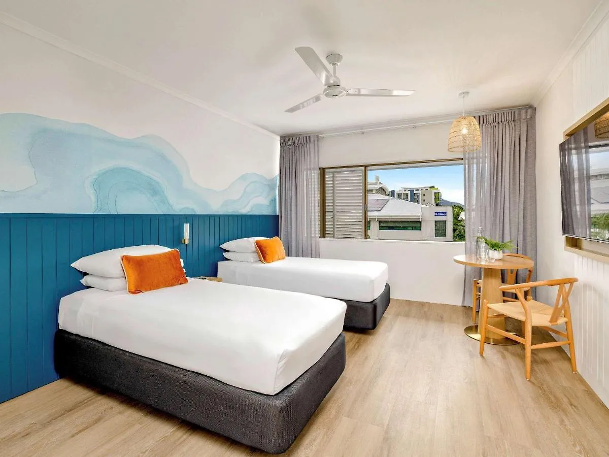 ****  Hotel Mercure Cairns Australia